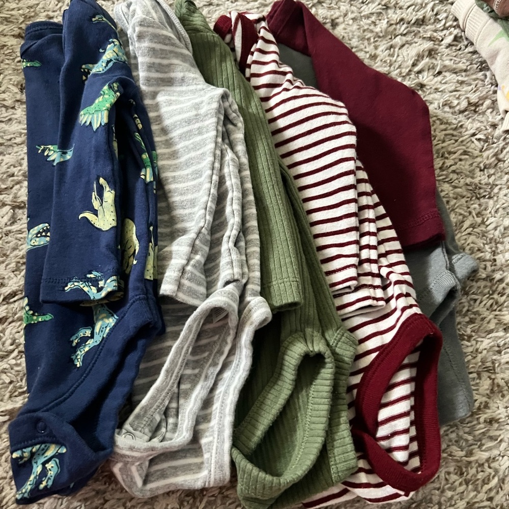 Long sleeve onesie (bodysuit) bundle.